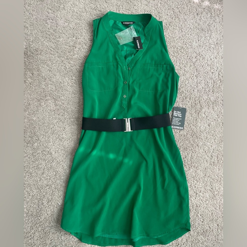 Sleeveless Knee Length Dress